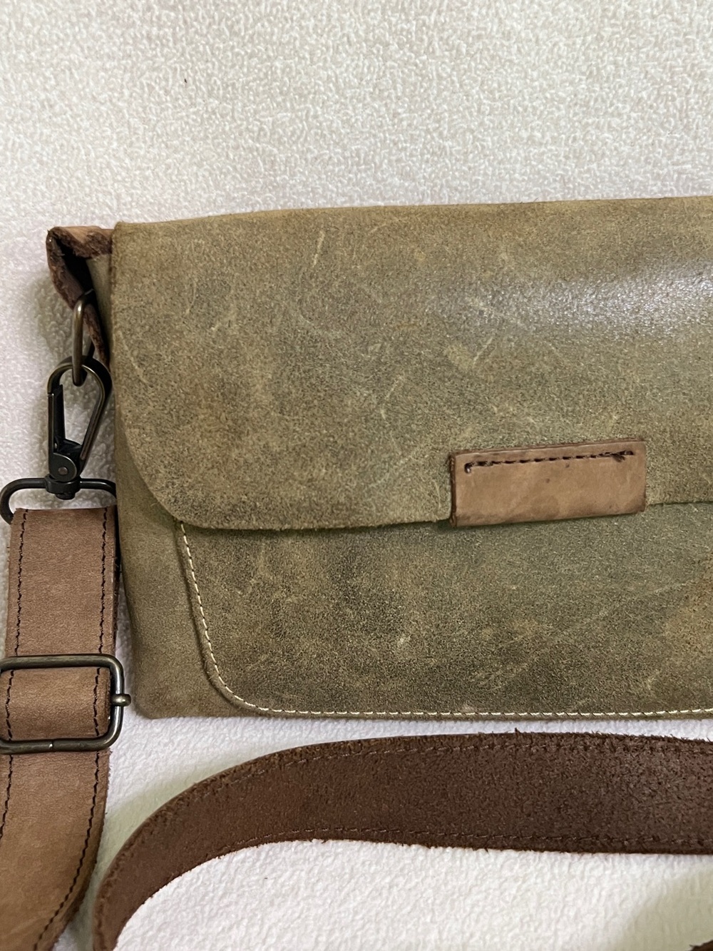 Lempp and Yin Olive Green Distressed Leather Crossbody Bag Handmade Purse - Picture 2 of 14